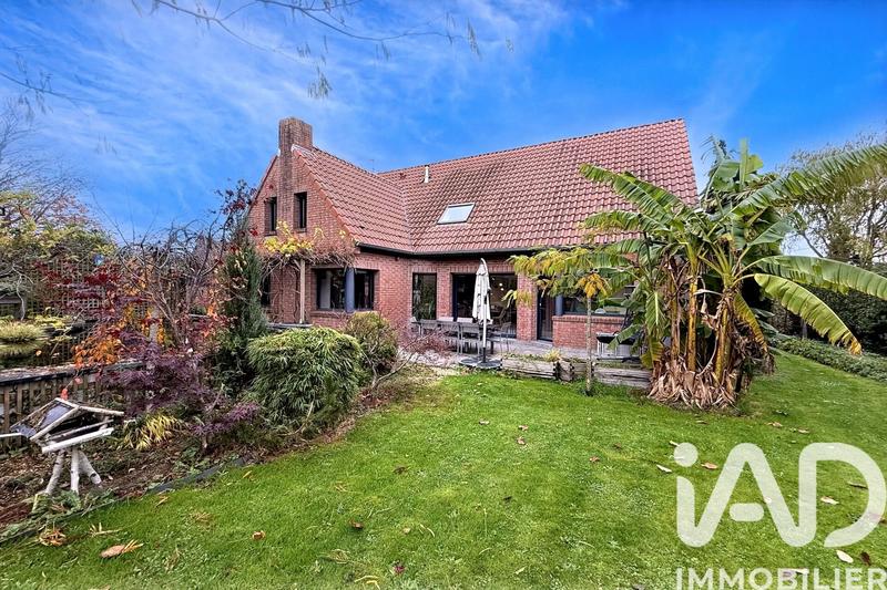 Maison de maîtres - 222 m² - 8 pièces