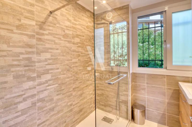 Appartement - 123 m² - 6 pièces