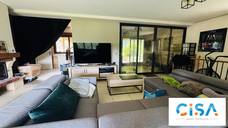 Maison - 186 m² - 7 pièces