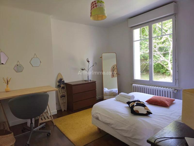 Maison - 180 m² - 7 pièces