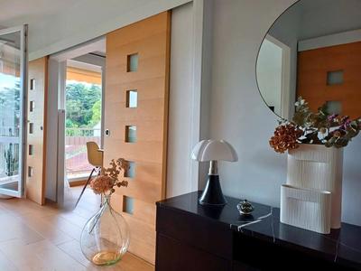 Appartement - 83 m² - 5 pièces