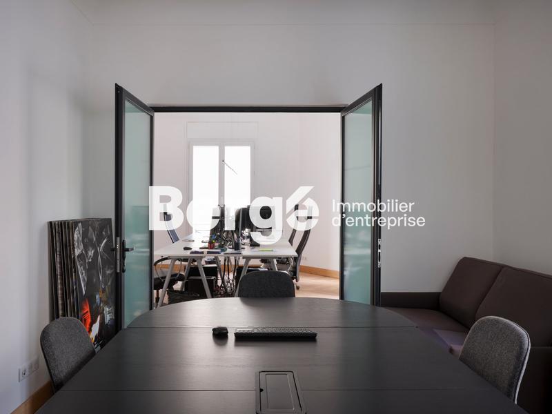 Bureau - 128 m² - 4 pièces