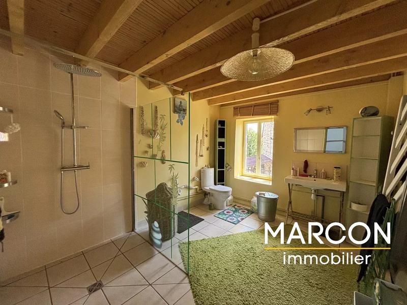 Maison - 105 m² - 4 pièces