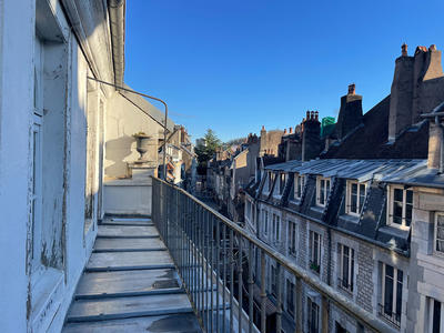 Appartement - 87 m² - 4 pièces