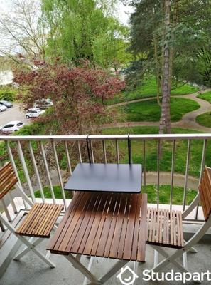 Chambre - 9 m² - 1 pièce