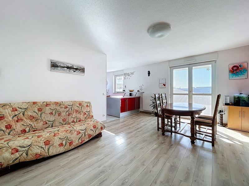 Appartement - 84 m² - 4 pièces