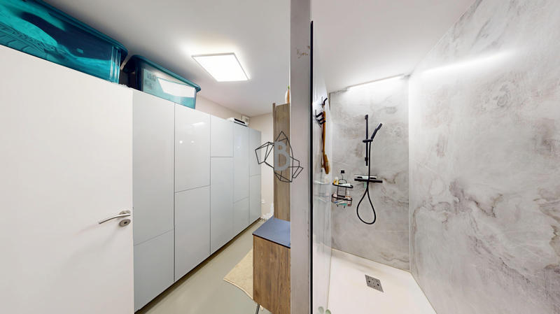 Appartement - 112 m² - 4 pièces