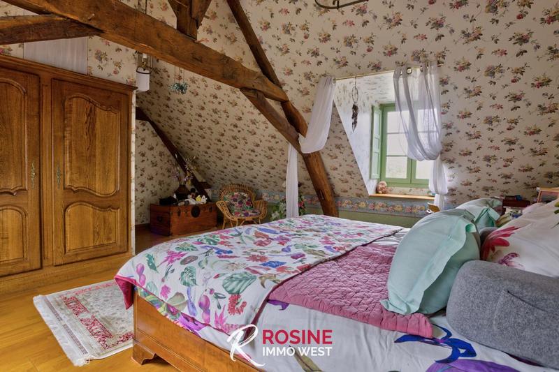 Maison ancienne - 253 m² - 9 pièces