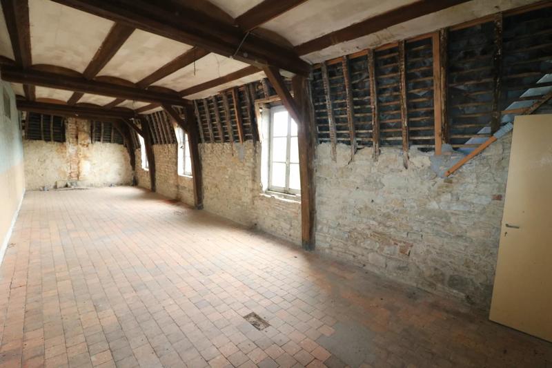 Maison chambre d'hôtes - 331 m² - 16 pièces