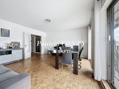 Appartement - 94 m² - 4 pièces