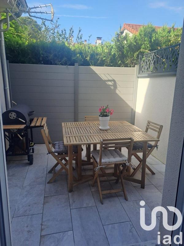 Maison de ville - 111 m² - 4 pièces