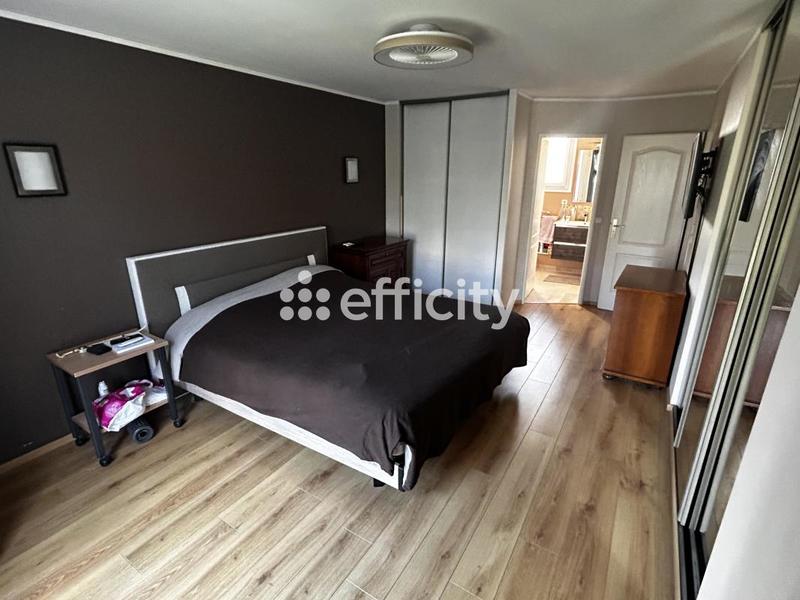 Maison - 138 m² - 7 pièces