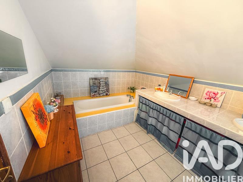 Maison - 170 m² - 7 pièces