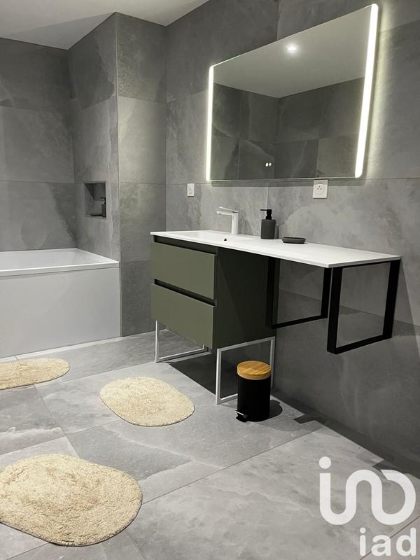 Appartement - 158 m² - 7 pièces