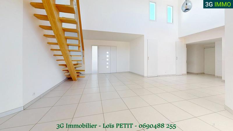 Villa - 300 m² - 8 pièces