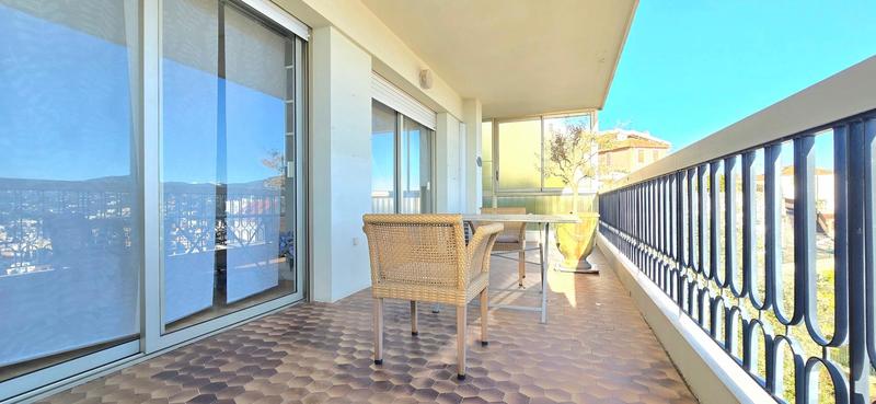 Appartement - 84 m² - 3 pièces