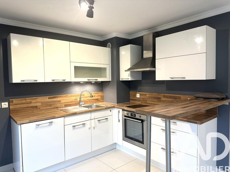 Appartement - 60 m² - 3 pièces