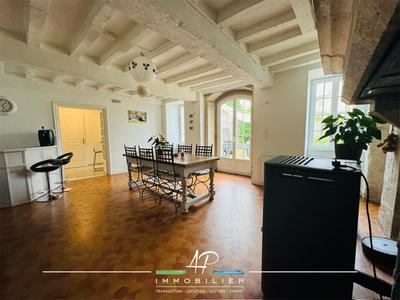 Maison de village - 112 m² - 4 pièces