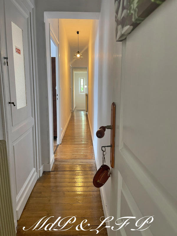 Maison bourgeoise - 356 m² - 10 pièces