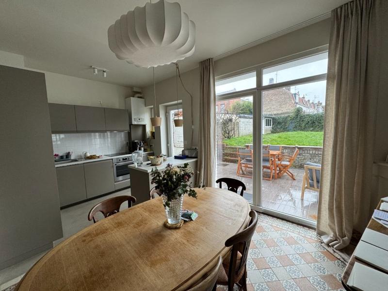 Maison - 88 m² - 4 pièces