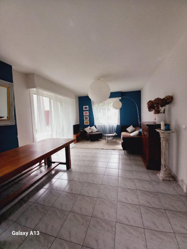 Maison - 180 m² - 9 pièces