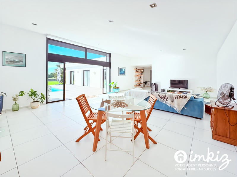 Maison - 172 m² - 5 pièces