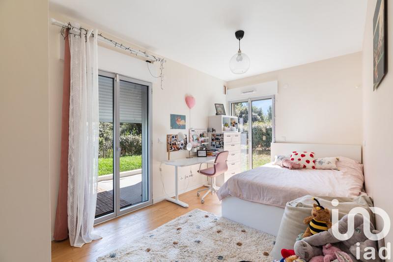 Appartement - 97 m² - 4 pièces