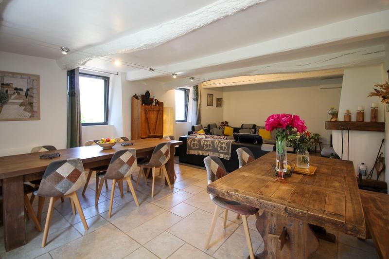 Mas - 364 m² - 13 pièces