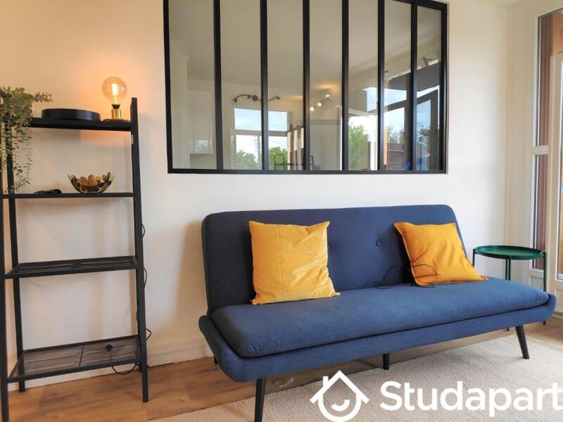 Chambre - 12 m² - 1 pièce