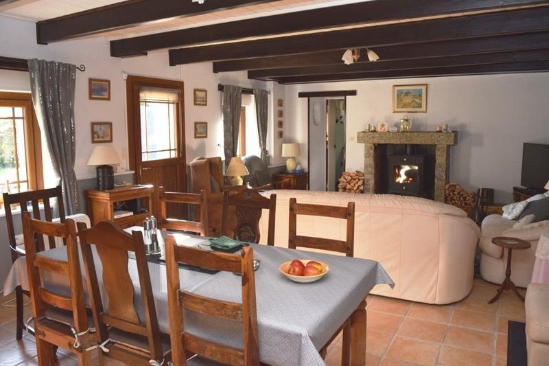 Maison - 103 m² - 6 pièces