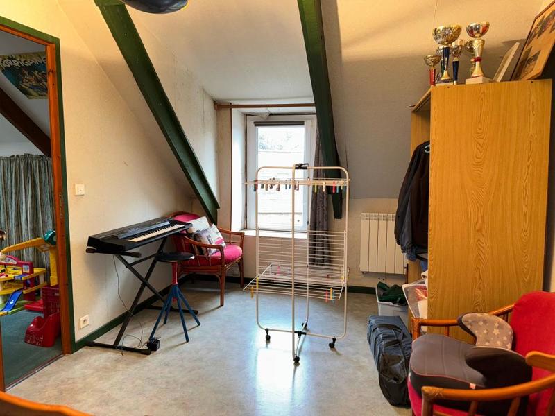 Maison - 102 m² - 4 pièces