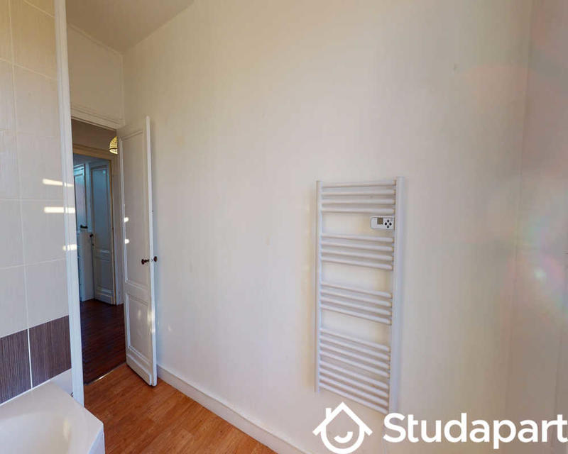 Chambre - 115 m² - 1 pièce