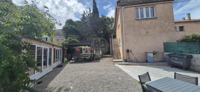 Villa - 235 m² - 8 pièces