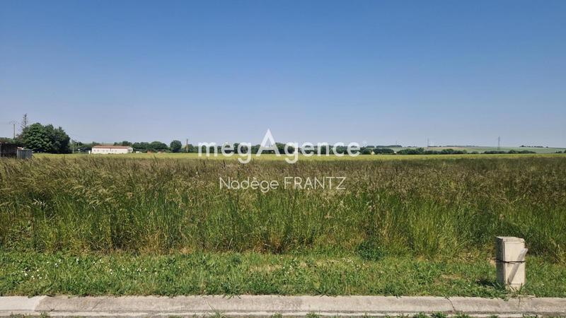 Terrain constructible - 852 m²