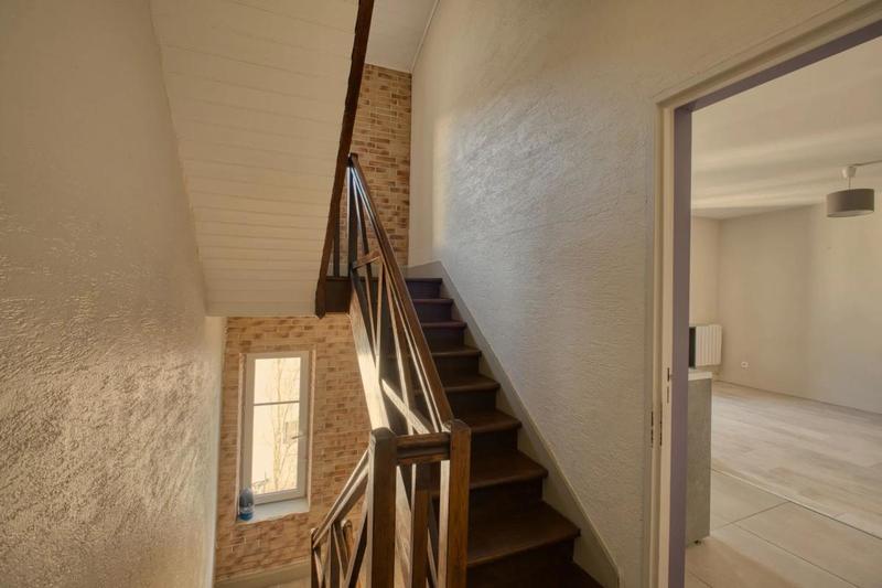 Appartement - 180 m² - 7 pièces