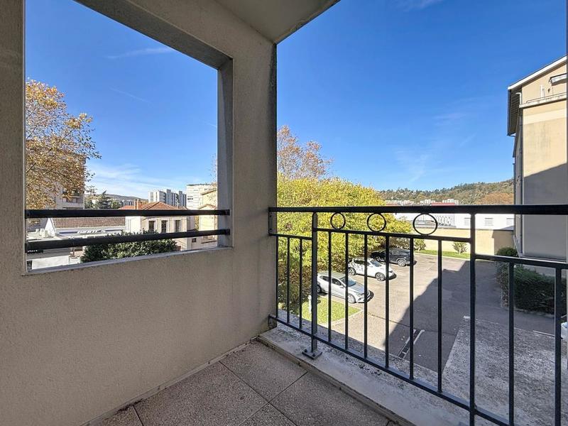 Appartement - 79 m² - 3 pièces