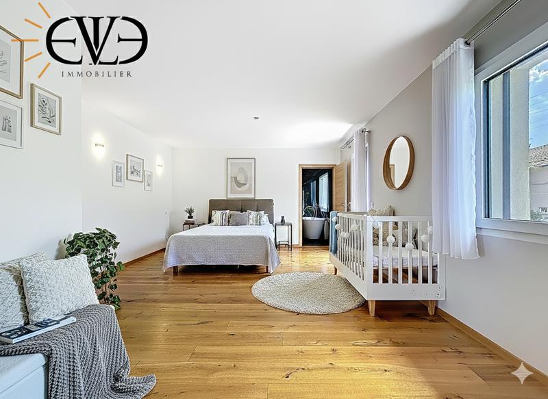 Villa - 230 m² - 7 pièces