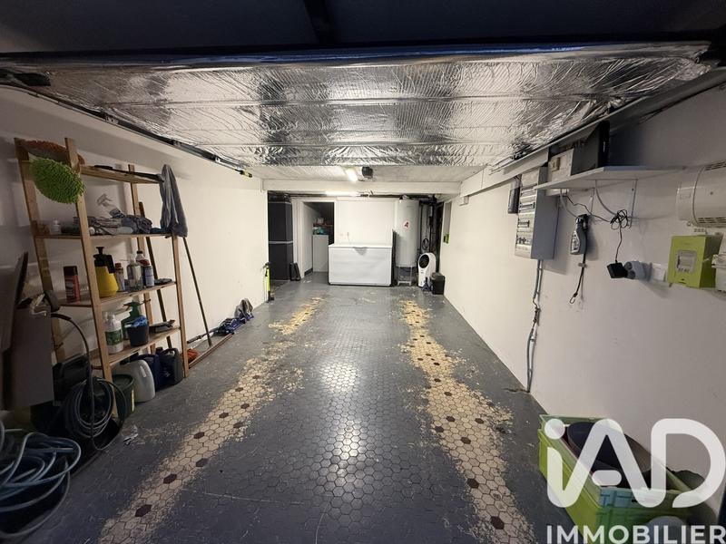 Maison - 179 m² - 7 pièces