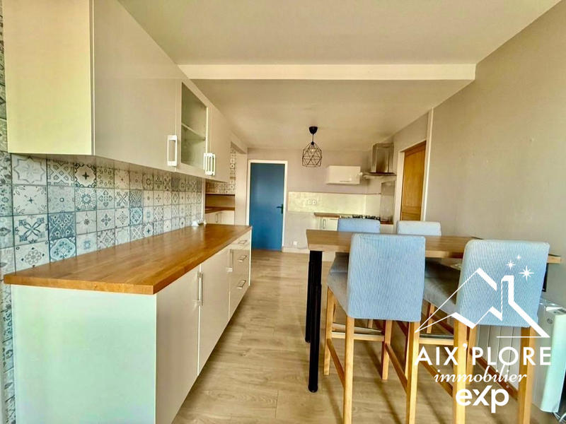 Appartement - 120 m² - 5 pièces