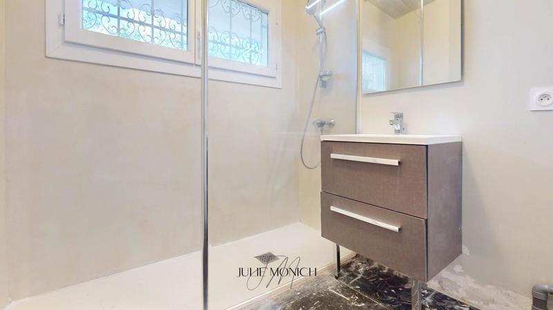 Maison - 99 m² - 5 pièces