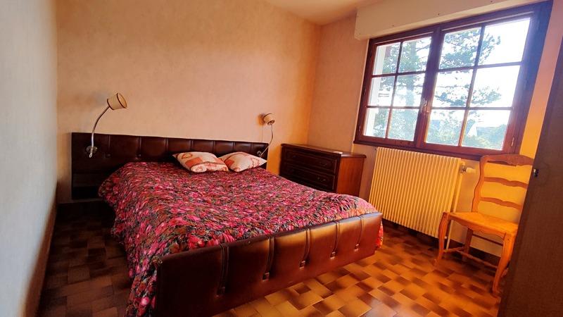 Maison - 168 m² - 8 pièces