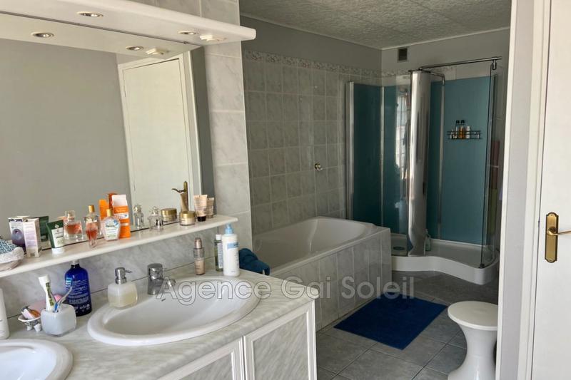 Villa - 160 m² - 4 pièces