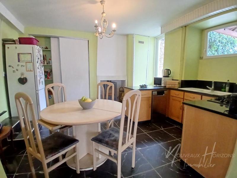 Maison - 158 m² - 6 pièces