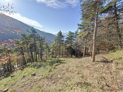 Terrain constructible - 670 m²