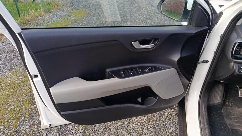 Kia Stonic 1.0 t-GDi 120 Launch Édition - Entretien constructeur