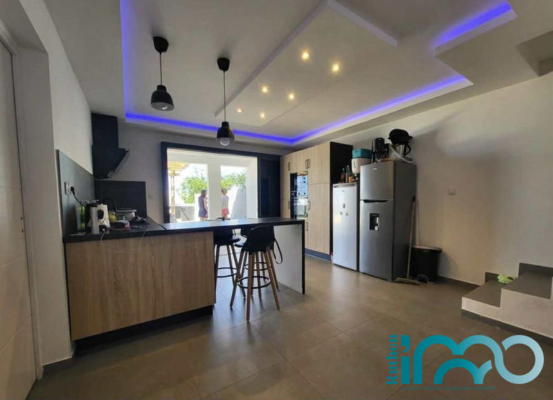 Villa - 100 m² - 4 pièces