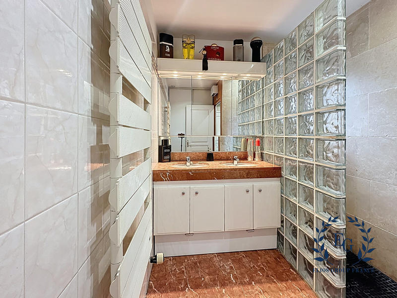 Maison - 101 m² - 5 pièces