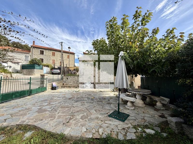 Maison de village - 72 m² - 3 pièces