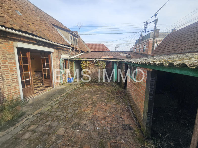 Maison - 165 m² - 9 pièces