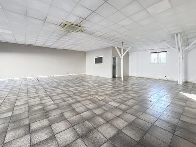 Local commercial - 248 m² - 7 pièces